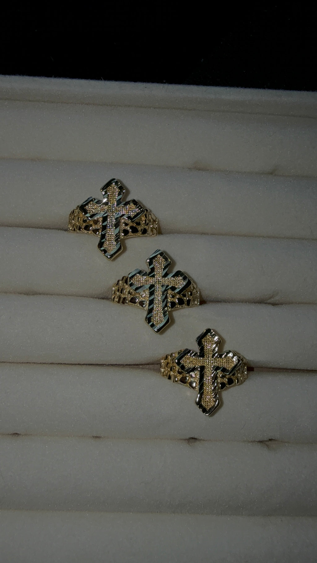 Single Cross Ring