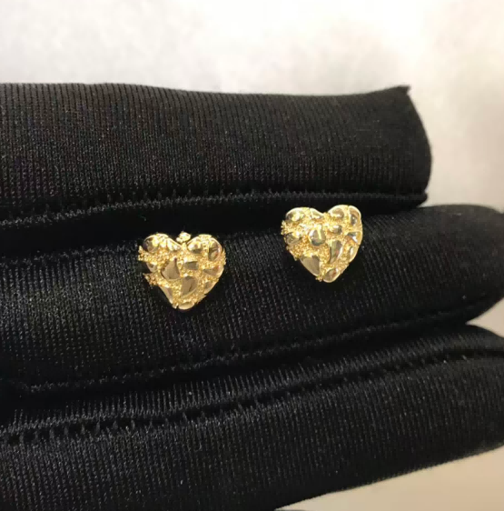 Nugget Heart Earrings (11mm)